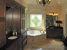 Luxury 7 - bath room 1